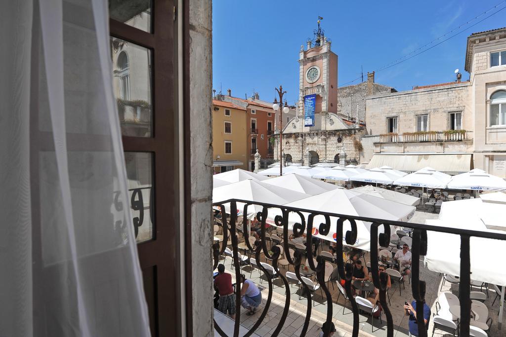 People'S Square Room Gostinjska kuća 4*